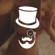 Nudes divulguées de Young chaud